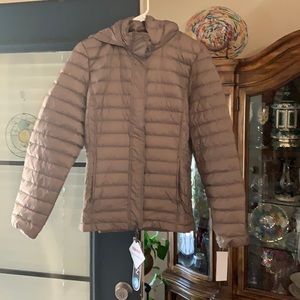 Women 32 degree lightweight down packable jacket